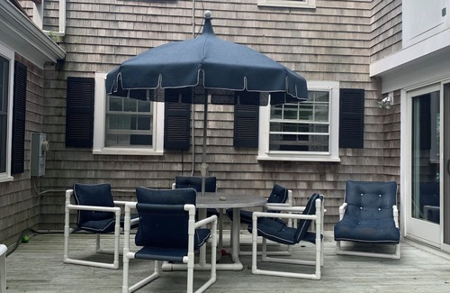 Falmouth House | 4-bedroom house. 5 minute walk to beach, 1 mile to historic Falmouth center