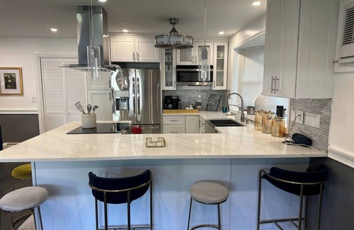 Brookhaven House | 4-bedroom house in awesome Brookhaven with AC