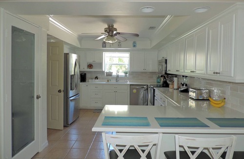 Rural Estates House | 4-bedroom house in brilliant Naples with AC, WiFi