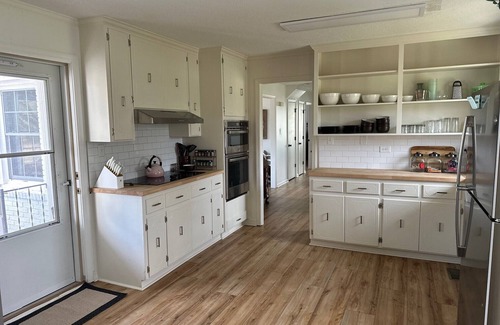 Ochlocknee House | 4-bedroom house in charming Ochlocknee with AC, WiFi. Relax and unwind