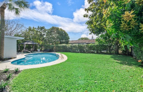 Margate House | 4-bedroom house in enchanting Margate with AC, WiFi & more.
