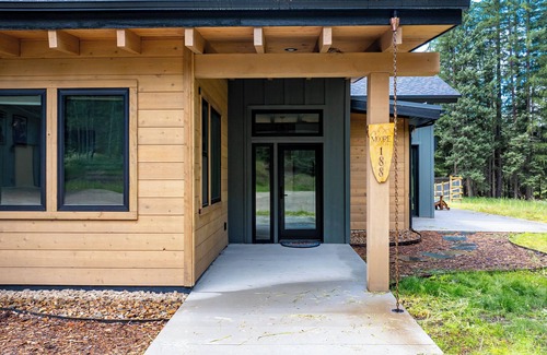 Olney House | 4 bedroom house on 60 private acres. Explore, enjoy your privacy, and recharge