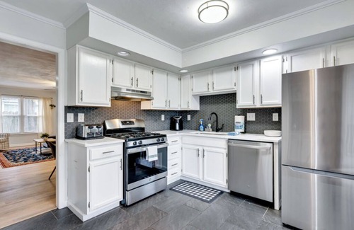 Virginia Beach House | 4-bedroom house in welcoming Virginia Beach with WiFi