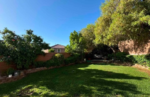 Summerlin West House | 4-bedroom house with pool & park in the heart of marvelous Summerlin Las Vegas !