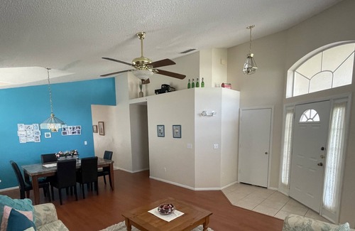 Lake Davenport Estates House | 4-Bedroom Lake Davenport Vacation Home with Pool Near Disney