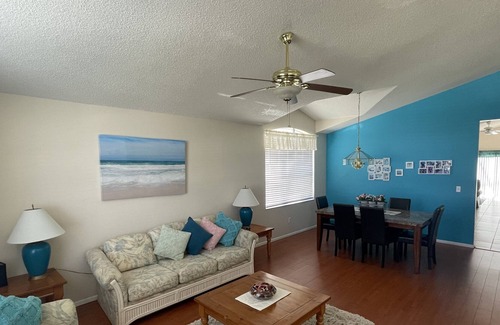 Lake Davenport Estates House | 4-Bedroom Lake Davenport Vacation Home with Pool Near Disney