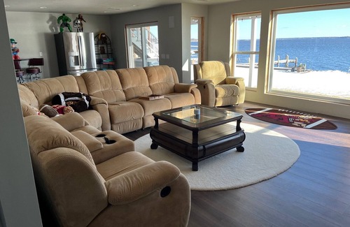 Butte Des Morts House | 4-bedroom Lake house on Lake Butte des Morts for EAA.