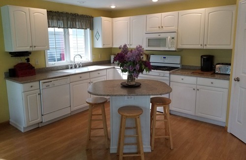 Cheboygan House | 4 bedroom Lakefront/Waterfront House on Picturesque Long Lake