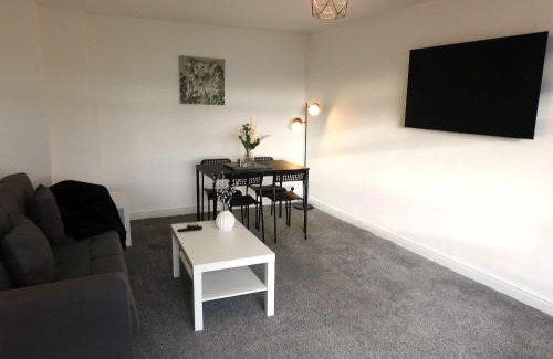 East Kilbride House | 4 Bedroom Newly Refurbished Home in East Kilbride