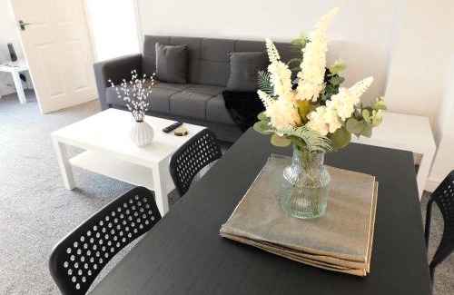 East Kilbride House | 4 Bedroom Newly Refurbished Home in East Kilbride