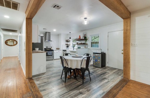 Downtown House | 4 Bedroom Oasis - Middle of Downtown Lafayette!