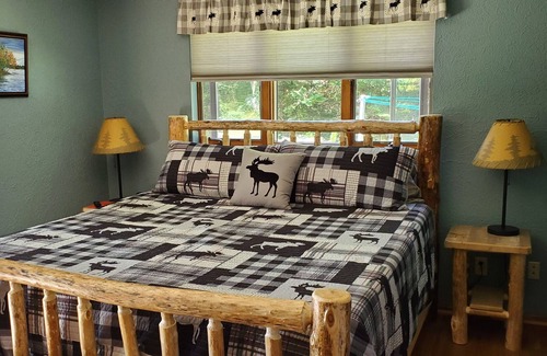 Hayward House | 4 bedroom on Lac Courte Oreilles Lake with clear water and a sandy bottom!