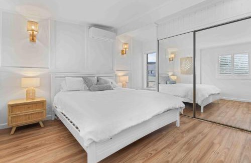 Culburra Beach House | 4 Bedroom Pet Friendly Home - 150m to Culburra Beach