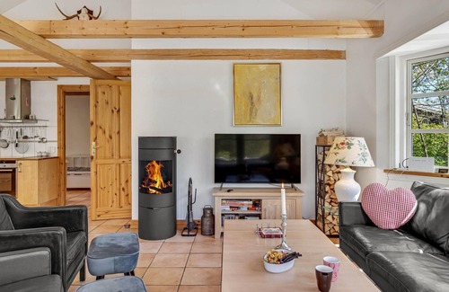 Udsholt Sand House | 4 bedroom pet friendly home in Græsted