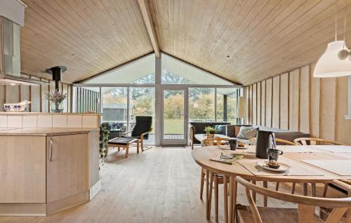 Tversted House | 4 Bedroom Pet Friendly Home In Bindslev