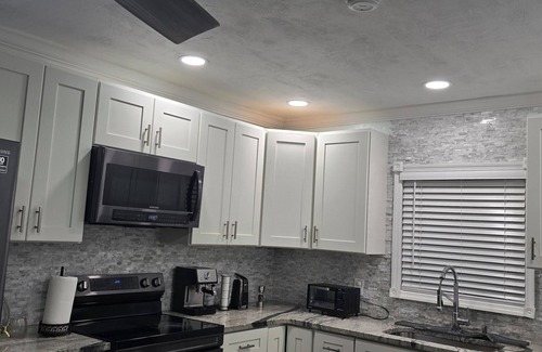Deep Forest Village House | 4 bedroom pool house close to daytona beach