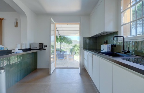 La Motte Villa | 4-BEDROOM PRIVATE VILLA WITH POOL AND GARDEN (N°449)