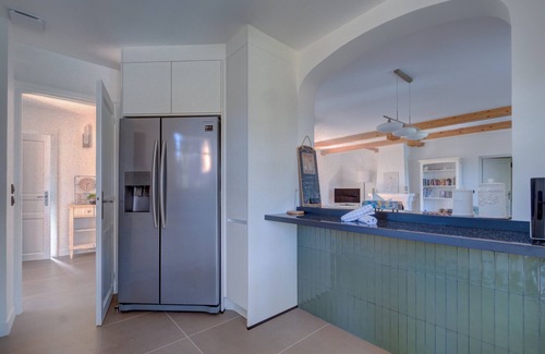 La Motte Villa | 4-BEDROOM PRIVATE VILLA WITH POOL AND GARDEN (N°449)