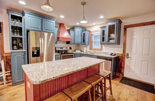Branson Condo | 4-Bedroom Retreat near Silver Dollar City