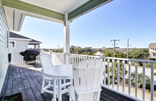 Village of Stump Sound House | 4 Bedroom - Sleeps 12 - Community Pool