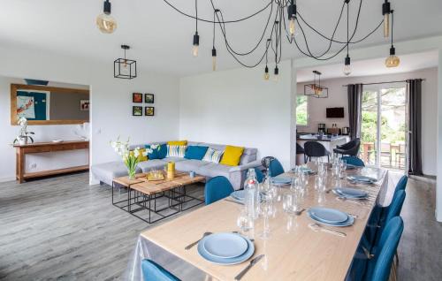 Cancale House | 4 Bedroom Stunning Home In Cancale