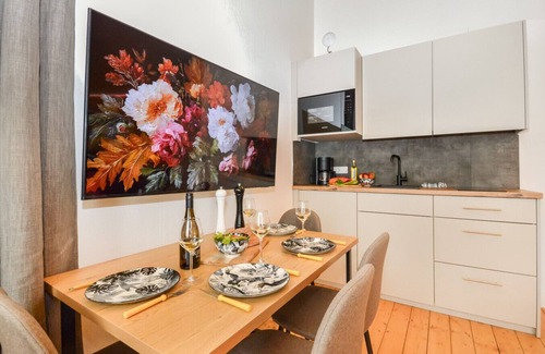 Bielefeld Apartment | 4 Bedroom Terrace Suite Oasis | *Workspace* EM-APARTMENTS DEUTSCHLAND