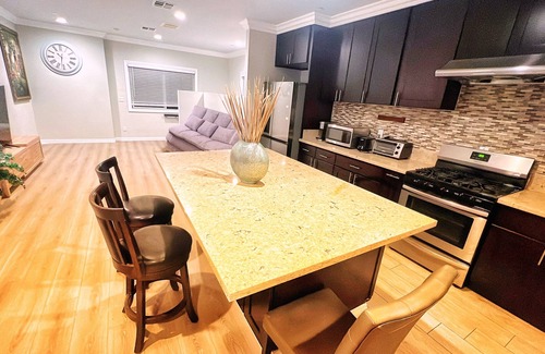 Hacienda Heights House | 4-bedroom townhome in delightful Hacienda Heights with AC, WiFi