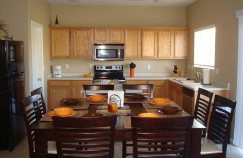 San Tan Valley House | 4 Bedroom Vacation Home in Johnson Ranch with Hot Tub