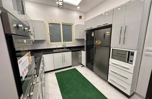 Al Haram Villa | 4-bedroom villa in marvelous Giza Governorate with AC, WiFi