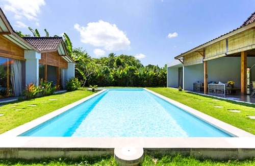 Batubelig Villa | 4 bedroom villa with pool in Seminyak!