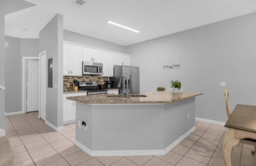 Lake Berkley House | 4 Bedrooms/3 Bathrooms/Terra Verde (4746 VB)