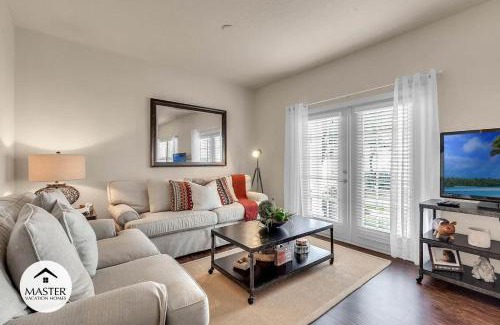 Bay Lake House | 4 Bedrooms 3 Bathrooms Lucaya Village 23-101