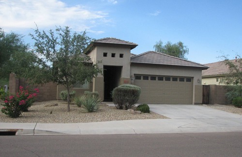 Centerra House | 4 Bedrooms, 3 Baths With Heated Pool/spa Within Minutes Of The Goodyear Ballpark