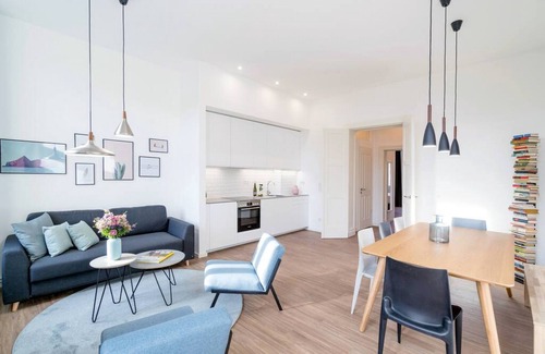 Mitte Apartment | 4-bedrooms Apartment7 With a Comfy Balcony
