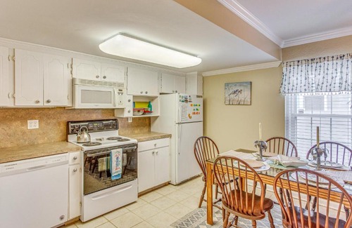 Crescent Beach Apartment | 4 Blocks to Ocean North Myrtle Beach Condo
