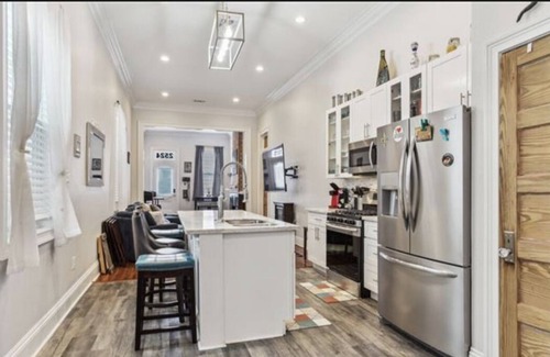 Faubourg Lafayette House | 4 Blocks to Streetcar/Parades