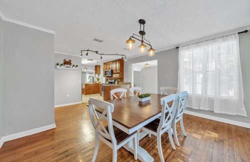 Fort Walton Beach House | 4 BR 2 BA + Private Pool + Pickleball Fun