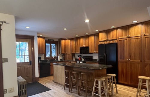 Kennebunk House | 4 BR/3 Full Bath, 10 Beds and 10 min. to Beaches