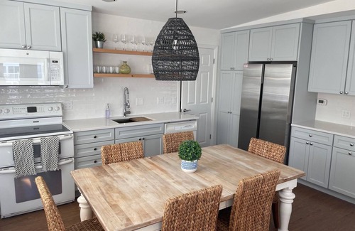 Sea Isle City House | 4 BR Beach Block Townhome with Roof Deck and Ocean Views
