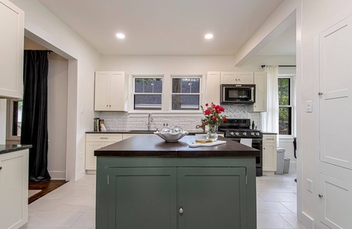 Little Rock House | ☀️ 4 BR Luxe Historic Villa est.1928 ☀️