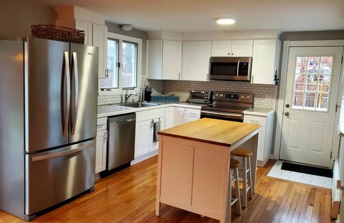 East Harwich House | 4 Br - Spacious E Harwich Home - Close to Beaches
