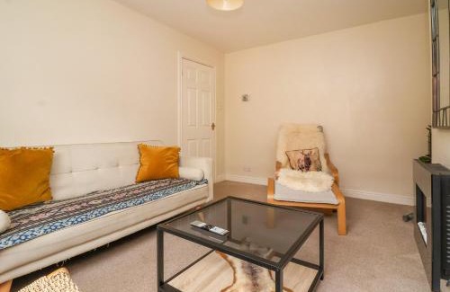 South Cave House | 4 Castle Mews