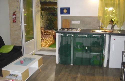 Gordes House | 4 km from Gordes, Gite for 4 people