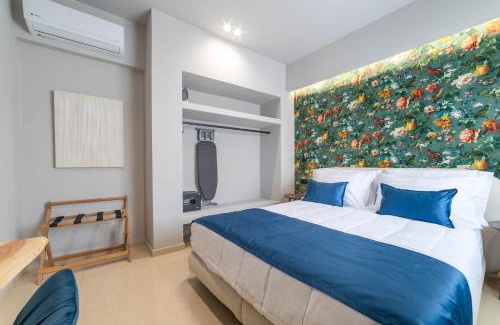 Heraklion Apartment | 4 Living by Semavί
