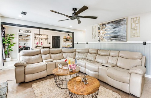 Church Street House | 4 Mi to Airport Atlanta Home with Deck and Hot Tub