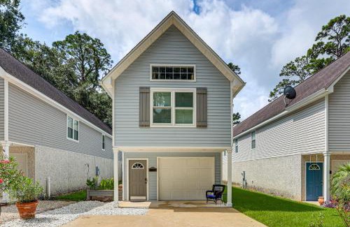 Saint Simons Island House | 4 Mi to Beaches St Simons Island Escape with Patio!
