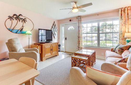 Stuart House | 4 Mi to Beaches Vibrant Stuart Villa with Patio!