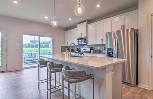 Millville House | 4 Mi to Bethany Beach: Townhome w/Screened Porch
