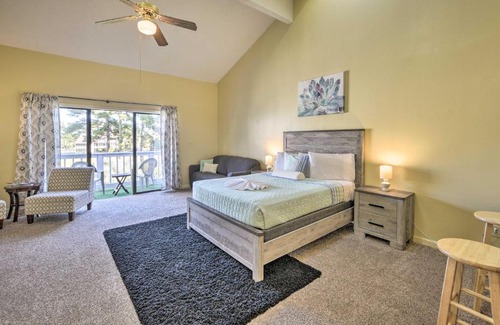 Little River Apartment | 4 Mi to Cherry Grove Beach Studio with Pool!