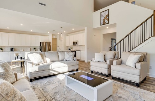 Danville House | 4 Mi to Dtwn: Danville Home w/Patio & Yard